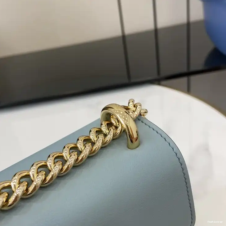Fashionrepsfam ru 2408YA0043 Bags Gucci 0808